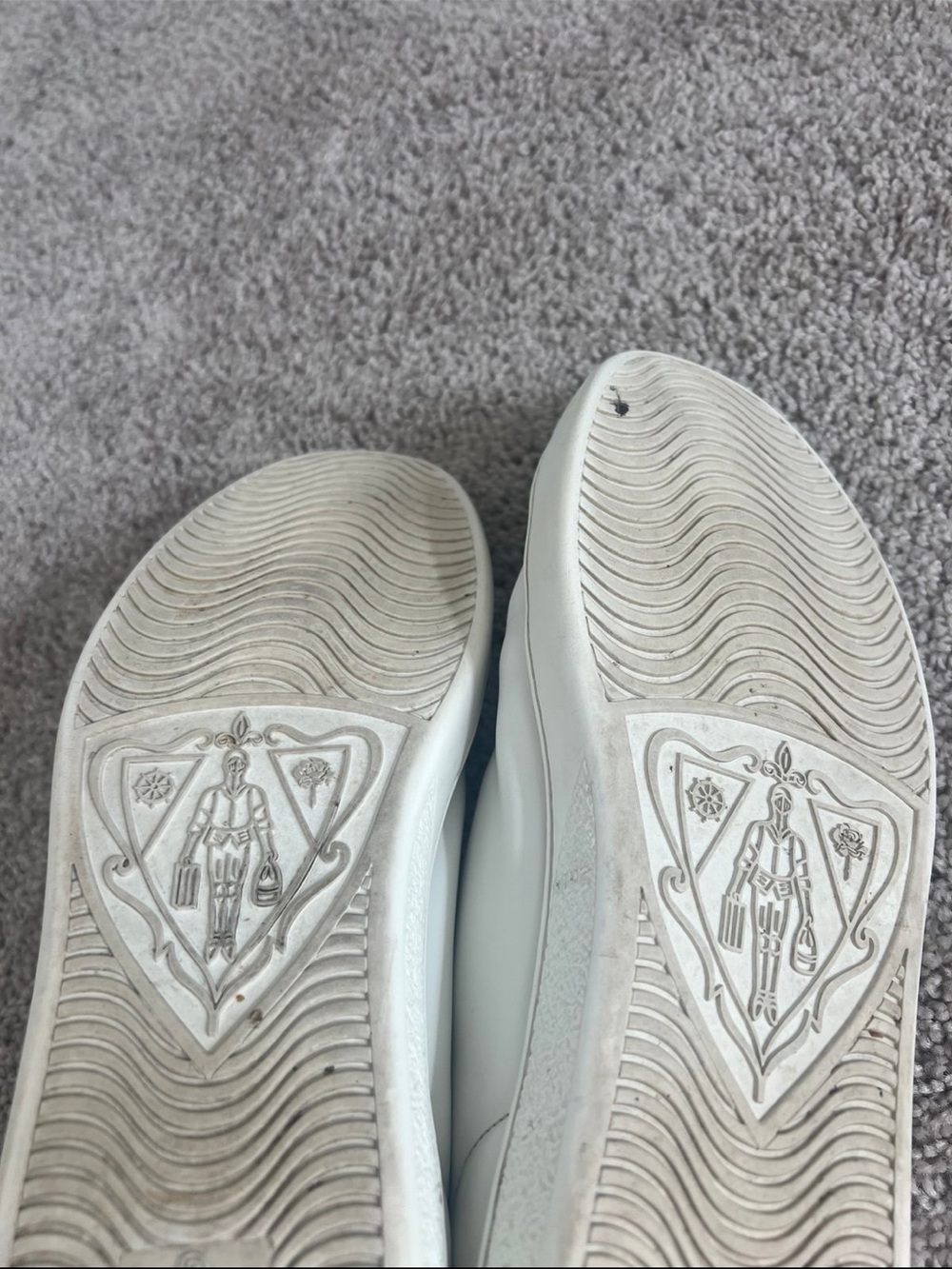 Authenticated GUCCI Sneakers men’s size 38.5 - Picture 6 of 8